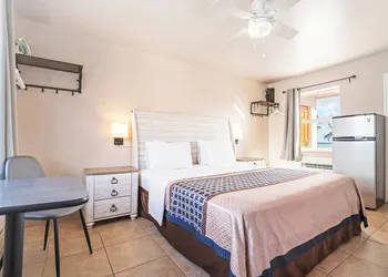 La Terrace Oceanfront hotel thumbnail 7