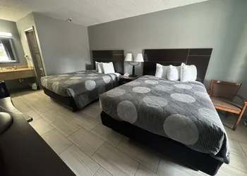 Budget Inn Sanford hotel thumbnail 7