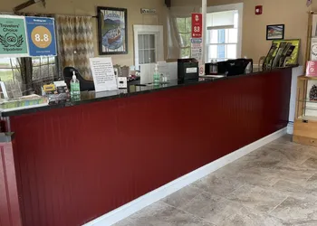 Colonial Motel hotel thumbnail 5