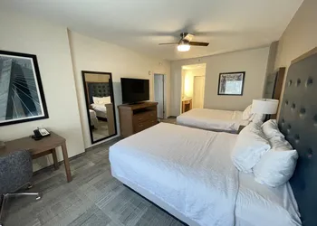 Homewood Suites by Hilton St Louis - Galleria hotel thumbnail 7
