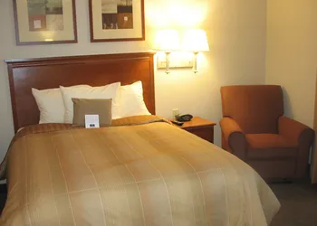 Candlewood Suites Indianapolis Northwest by IHG hotel thumbnail 3