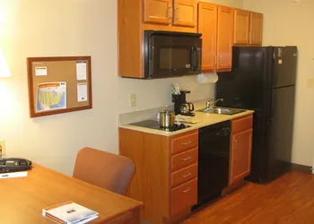 Candlewood Suites Indianapolis Northwest by IHG hotel thumbnail 4