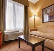 Best Western Plus Port of Camas - Washougal Convention Center hotel detail image 3