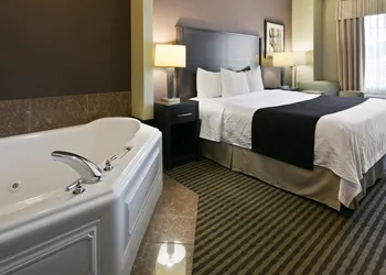 Best Western Plus Port of Camas - Washougal Convention Center hotel thumbnail 5