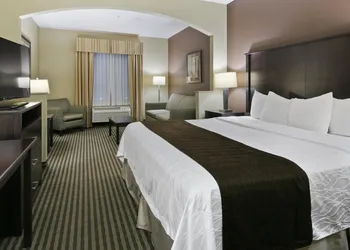 Best Western Plus Port of Camas - Washougal Convention Center hotel thumbnail 7