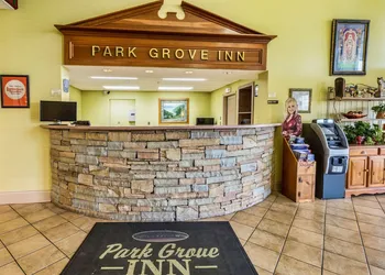 Park Grove Inn hotel thumbnail 3