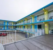 Tropicana Motel hotel detail image 4