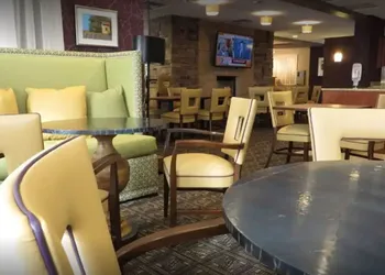 Wingate by Wyndham Elkins hotel thumbnail 4