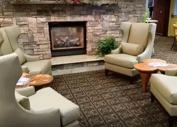 Wingate by Wyndham Elkins hotel thumbnail 5