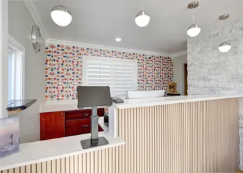 Signature Inn Medford Downtown hotel thumbnail 4