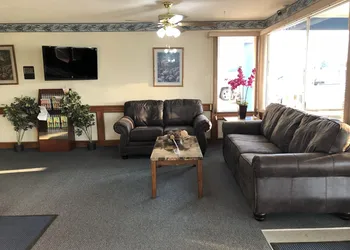 Amber Inn Motel Le Mars hotel thumbnail 2