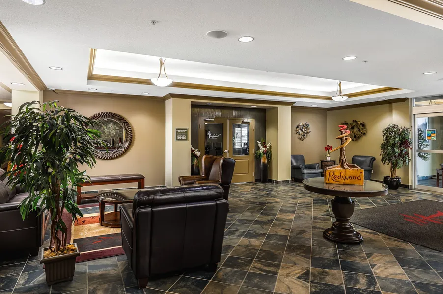 Redwood Inn & Suites - Grande Prairie hotel detail image 2