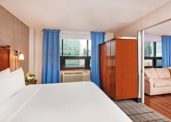 Four Points by Sheraton Midtown-Times Square hotel thumbnail 8