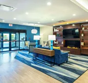 Comfort Suites Kelowna hotel detail image 4