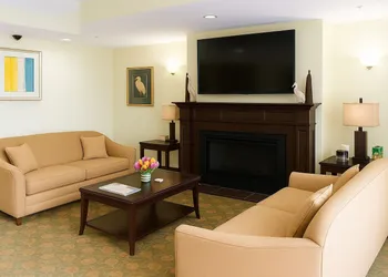 Ambassador Inn and Suites Tuscaloosa hotel thumbnail 3