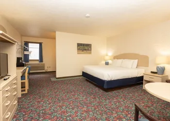 Cedar Motor Inn hotel thumbnail 6