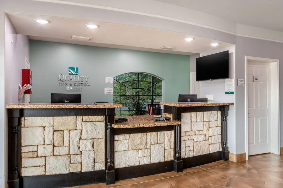 Quality Inn & Suites at The Outlets Mercedes/Weslaco hotel detail image 2