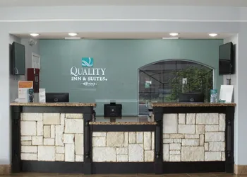 Quality Inn & Suites at The Outlets Mercedes/Weslaco hotel thumbnail 5