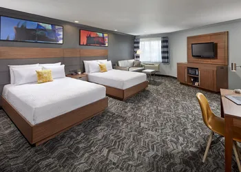 Studio Inn and Suites at Promenade Downey hotel thumbnail 3