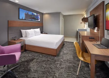 Studio Inn and Suites at Promenade Downey hotel thumbnail 4