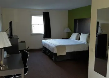 Mountain Valley Inn Dillard hotel thumbnail 7