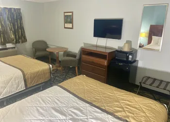 Knights Inn Paxinos hotel thumbnail 4