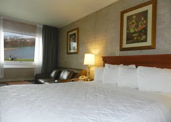 Capri Inn hotel thumbnail 4
