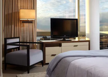 The Dominick hotel thumbnail 8