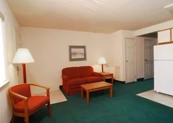 Affordable Suites Lexington hotel thumbnail 5
