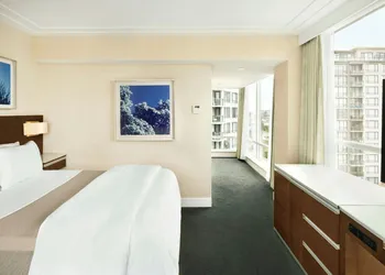 The Westin Wall Centre, Vancouver Airport hotel thumbnail 6