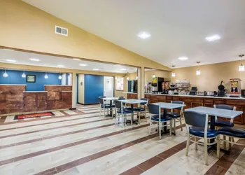 Econo Lodge Gastonia North hotel thumbnail 3
