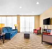 Comfort Suites Orlando Airport hotel detail image 3