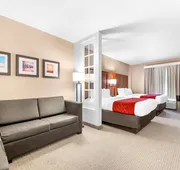 Comfort Suites Orlando Airport hotel detail image 5