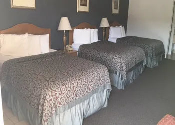 Executive Inn Hebbronville hotel thumbnail 8