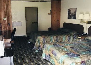 Motel Garberville hotel thumbnail 8