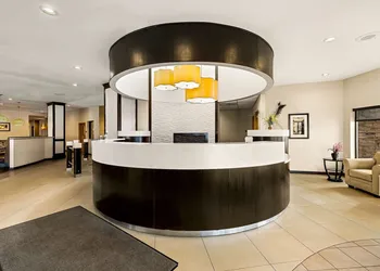 Sonesta Essential Indianapolis Airport hotel thumbnail 2