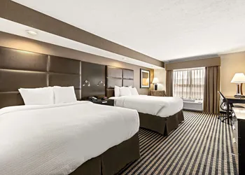 Sonesta Essential Indianapolis Airport hotel thumbnail 3