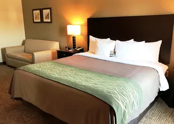 Comfort Inn & Suites Porter near Indiana Dunes hotel thumbnail 3