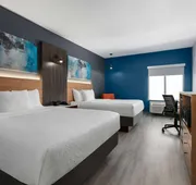 La Quinta Inn & Suites by Wyndham Ft. Worth - Burleson hotel detail image 7
