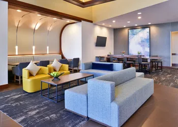 Hyatt Place Garden City hotel thumbnail 3