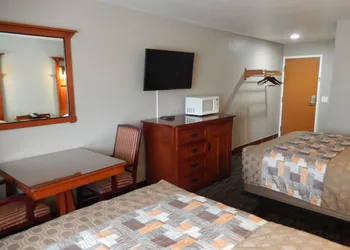 Motel 6 Rossford, OH hotel thumbnail 8