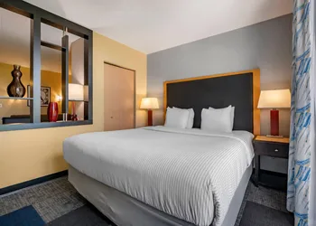 Cambria Hotel Ft Lauderdale, Airport South & Cruise Port hotel thumbnail 8