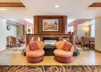 Hampton Inn & Suites Arcata hotel thumbnail 2