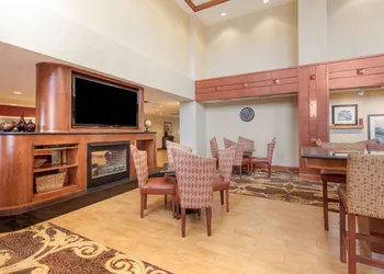 Hampton Inn & Suites Arcata hotel thumbnail 5
