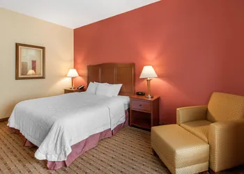 Hampton Inn & Suites Arcata hotel thumbnail 7