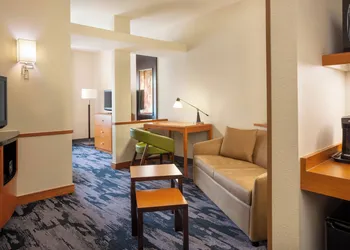 Fairfield Inn & Suites by Marriott Selma Kingsburg hotel thumbnail 6