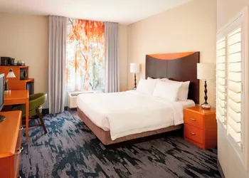 Fairfield Inn & Suites by Marriott Selma Kingsburg hotel thumbnail 8