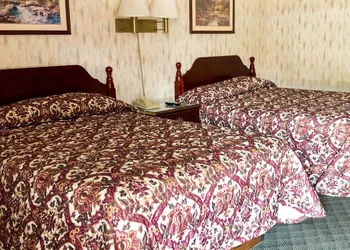 Pleasant Valley Motel West Stockbridge hotel thumbnail 7