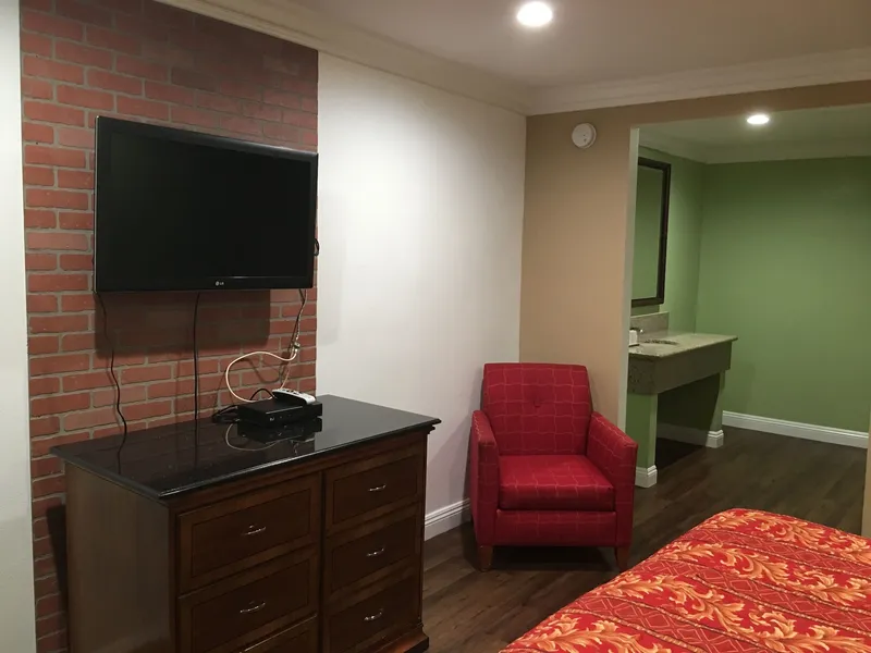 The Atlas Inn & Suites LAX hotel detail image 6