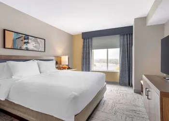 Hilton Garden Inn Charlotte/Concord hotel thumbnail 6